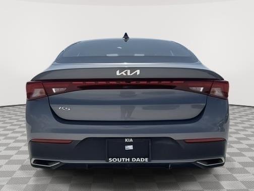 2022 Kia K5 LX
