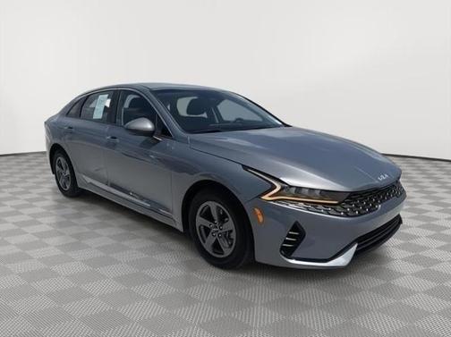 2022 Kia K5 LX