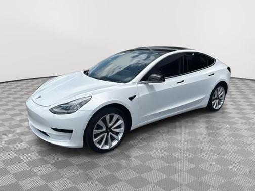 2019 Tesla Model 3 Mid Range