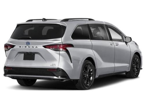 2023 Toyota Sienna XSE 7 Passenger