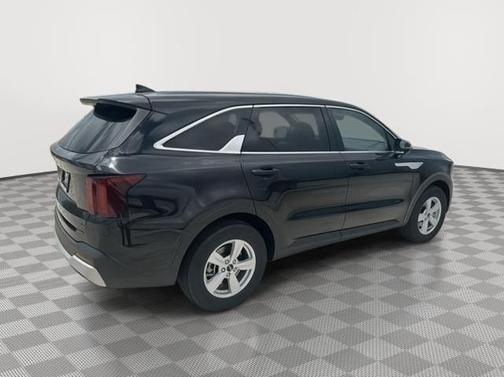 2025 Kia Sorento LX