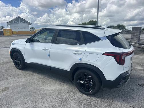 2026 Kia Seltos EX