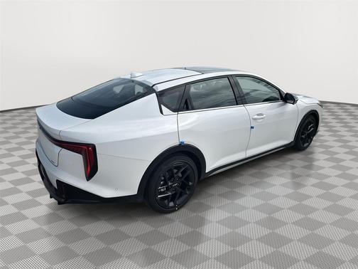 2025 Kia K4 GT-Line Turbo