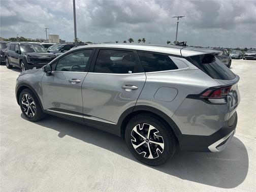 Steel Gray 2024 Kia Sportage EX