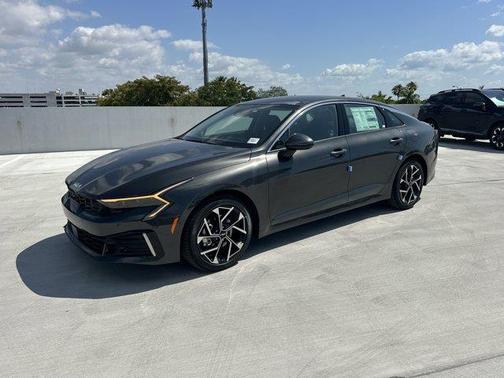 2025 Kia K5 EX