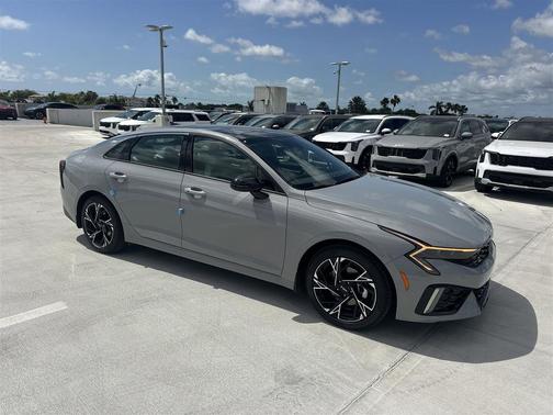 2025 Kia K5 GT-Line