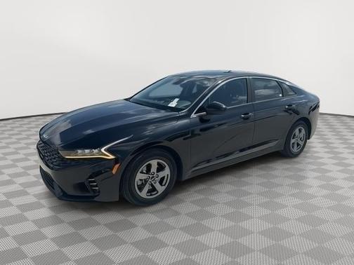 2022 Kia K5 LXS