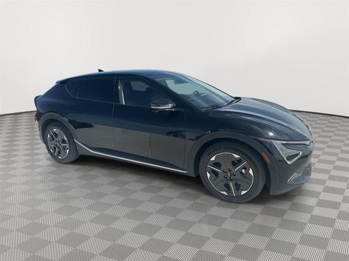 2025 Kia EV6 Light Long Range