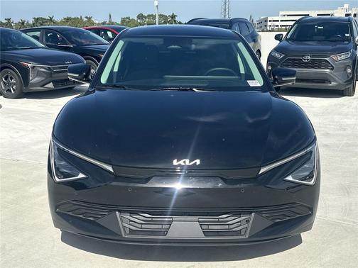 2025 Kia EV6 Light Long Range