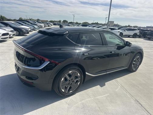 2025 Kia EV6 Light Long Range