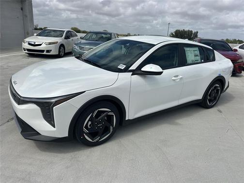 2026 Kia K4 EX