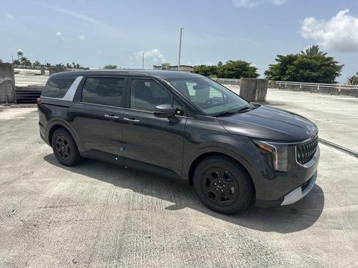 2025 Kia Carnival LX