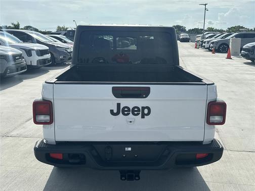 2023 Jeep Gladiator Willys 4x4