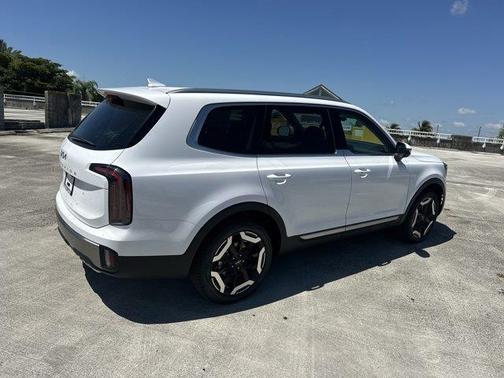 2025 Kia Telluride EX
