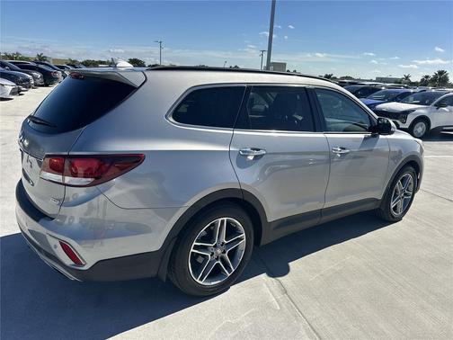 2018 Hyundai SANTA FE SE Ultimate