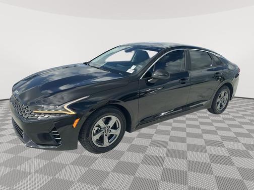 2023 Kia K5 LXS