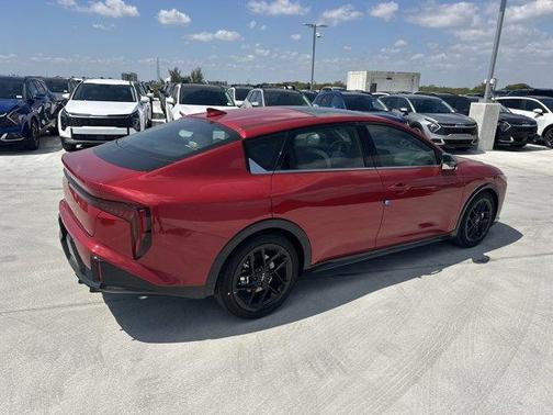 2025 Kia K4 GT-Line Turbo