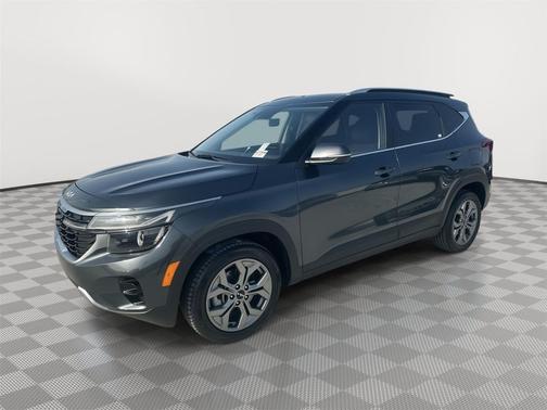 Gravity Gray 2024 Kia Seltos S