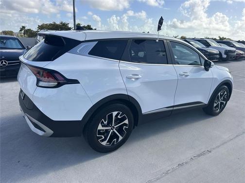 2023 Kia Sportage EX