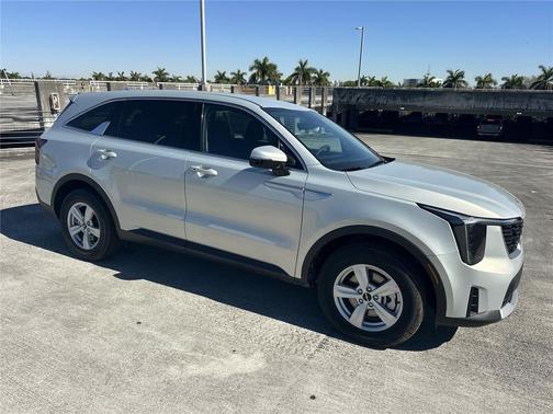 2026 Kia Sorento LX