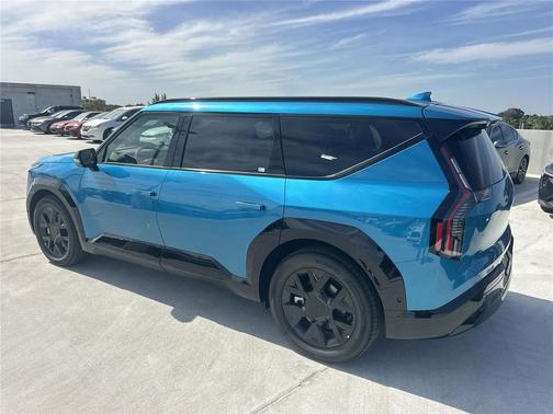 2026 Kia EV9 Land