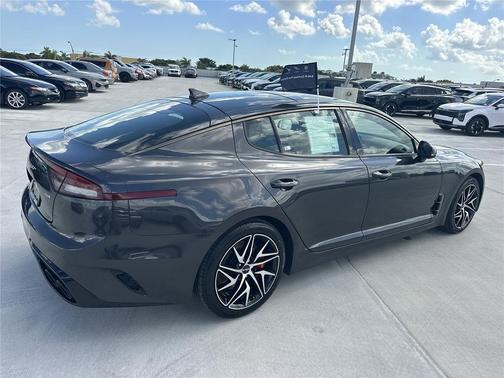 2023 Kia Stinger GT-Line