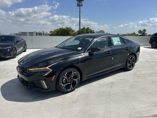 2025 Kia K5 GT-Line
