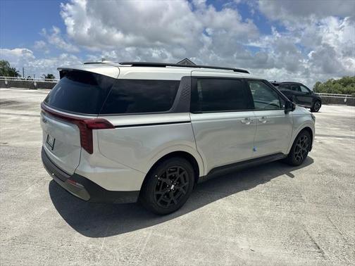 2025 Kia Carnival SX Prestige