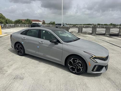 2025 Kia K5 GT-Line