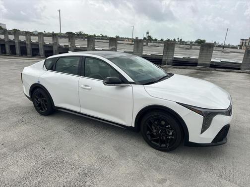 2025 Kia K4 GT-Line Turbo