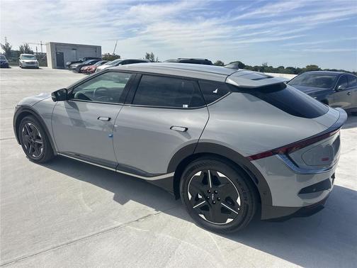 2025 Kia EV6 Wind