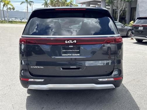 Panthera Metal 2024 Kia Carnival LX