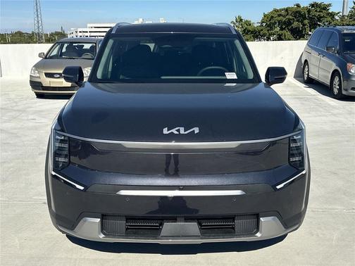 2026 Kia EV9 Wind