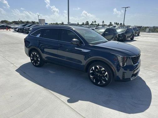 2025 Kia Sorento SX