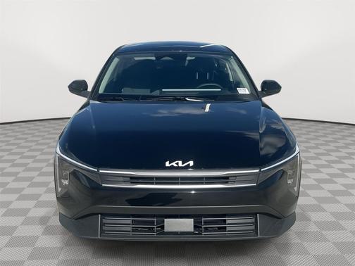 2025 Kia K4 LX