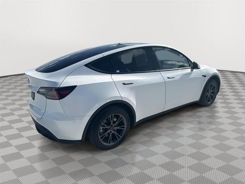 2024 Tesla Model Y Long Range Dual Motor All-Wheel Drive