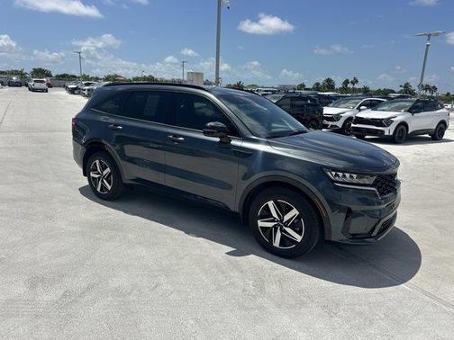 2022 Kia Sorento S
