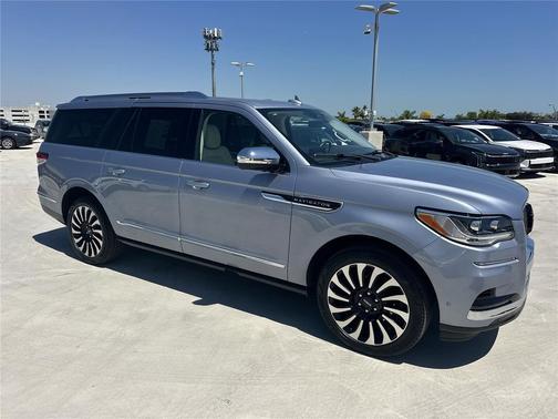 2023 Lincoln Navigator Black Label