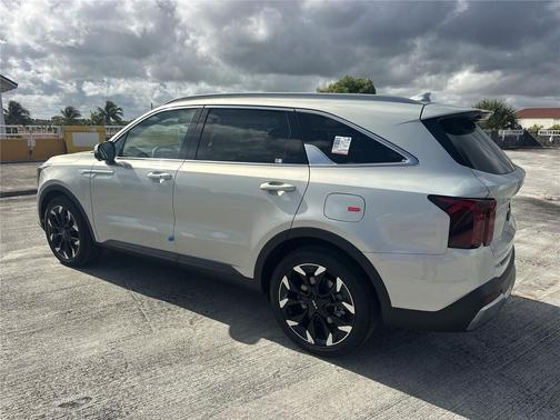2026 Kia Sorento SX