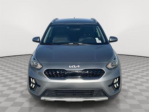 2022 Kia Niro LX