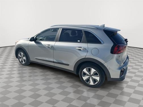 2022 Kia Niro LX
