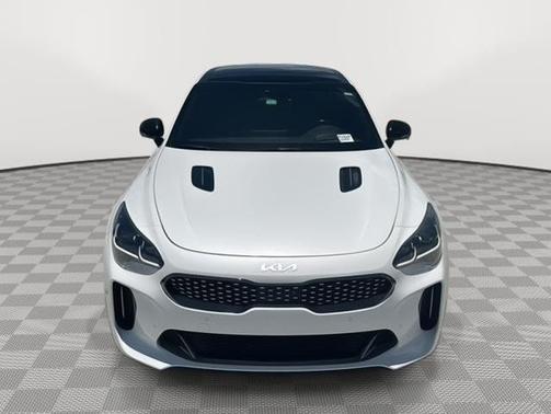 2022 Kia Stinger GT2