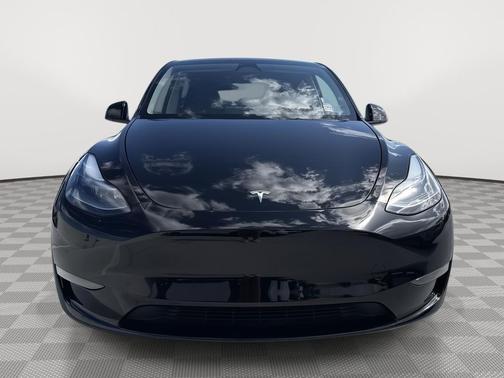 2024 Tesla Model Y Long Range Single Motor Rear-Wheel Drive