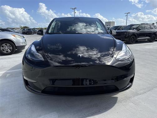 2024 Tesla Model Y Long Range Single Motor Rear-Wheel Drive