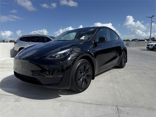 2024 Tesla Model Y Long Range Single Motor Rear-Wheel Drive