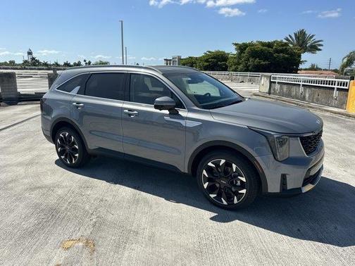 2025 Kia Sorento SX