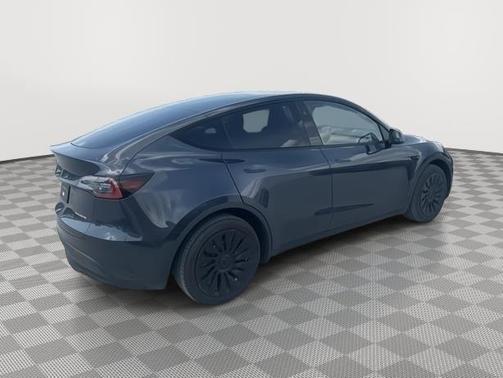 2024 Tesla Model Y Long Range Dual Motor All-Wheel Drive