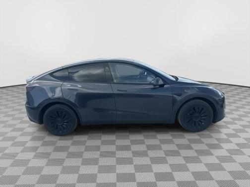 2024 Tesla Model Y Long Range Dual Motor All-Wheel Drive