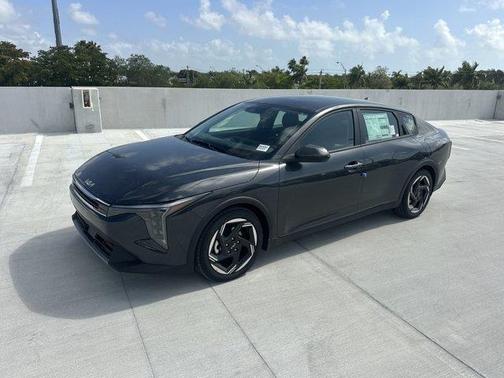 2025 Kia K4 EX