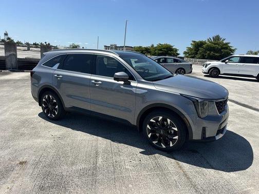 2025 Kia Sorento SX